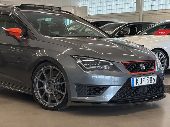 Seat Leon 17 of 27