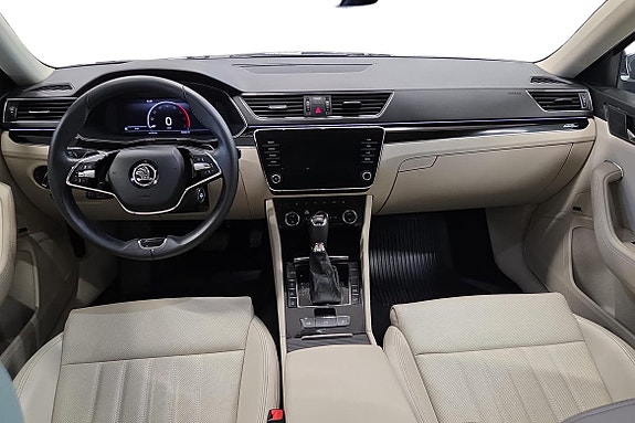 Skoda Superb 16 of 24
