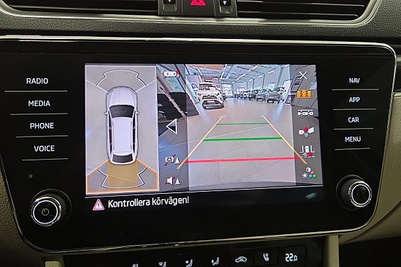 Skoda Superb 14 of 24