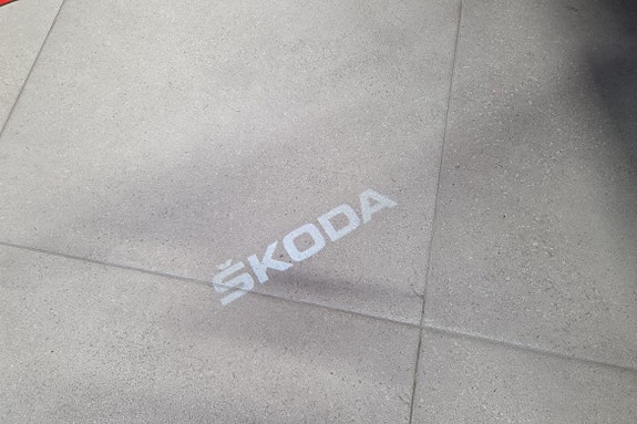 Skoda Superb 23 of 24
