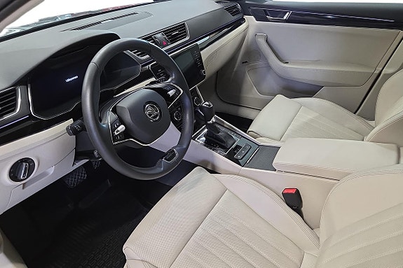 Skoda Superb 10 of 24