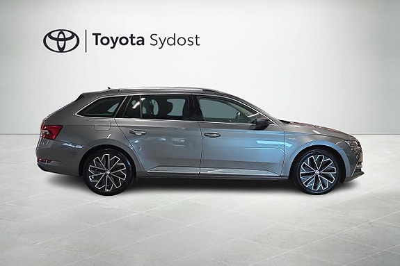 Skoda Superb 6 of 24