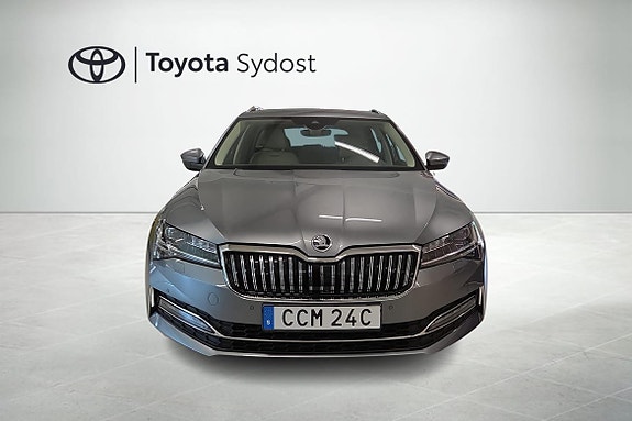 Skoda Superb 8 of 24