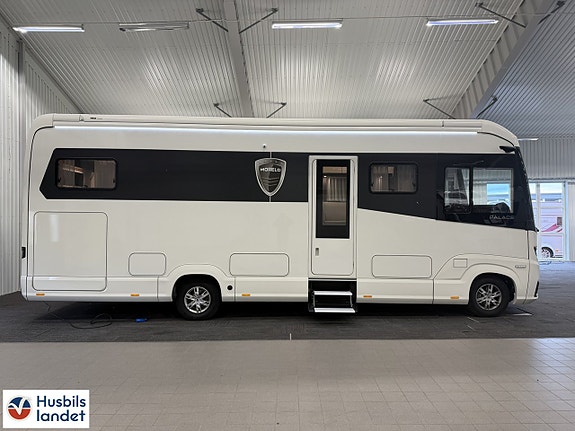 Morelo Palace 88 LB - IVECO Daily - 70 C 18 2 of 12