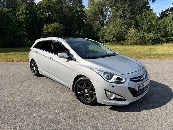 Hyundai i40 2 of 19