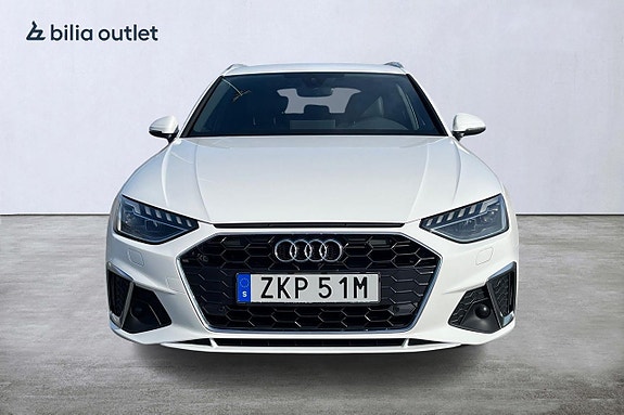 Audi A4 9 of 24