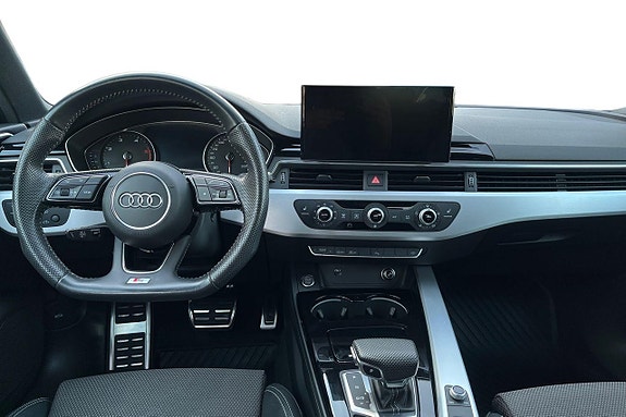 Audi A4 13 of 24
