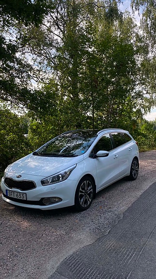 Kia Ceed 3 of 6