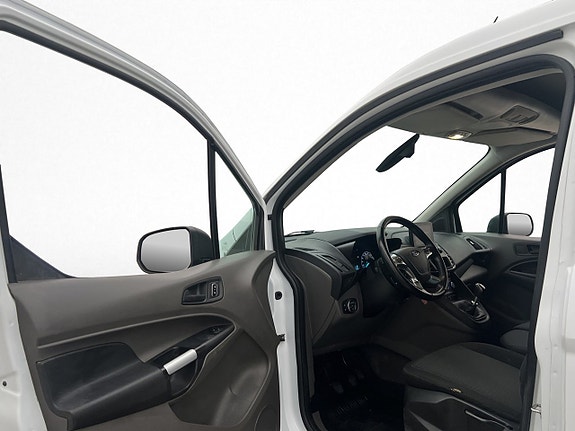 Ford Transit Connect 16 of 30