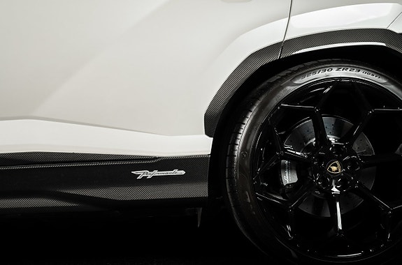 Lamborghini Urus 8 of 19