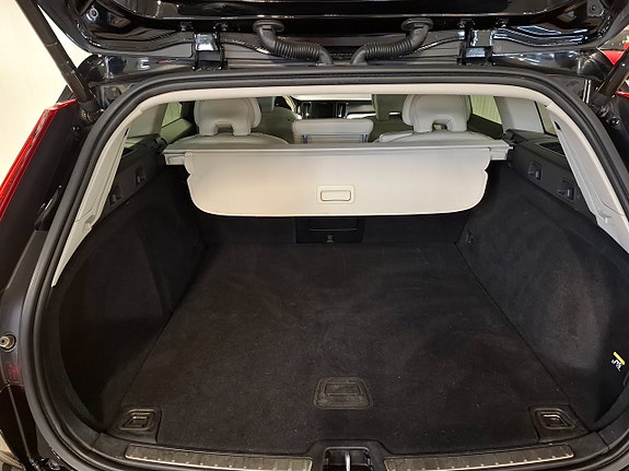 Volvo V60 13 of 14