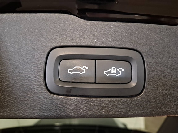 Volvo V60 14 of 14