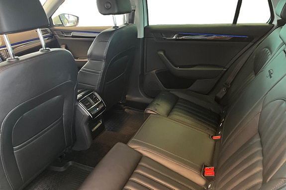 Skoda Superb 28 of 30