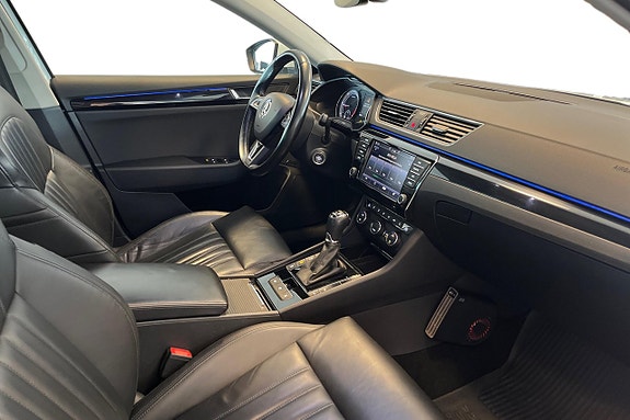Skoda Superb 25 of 30