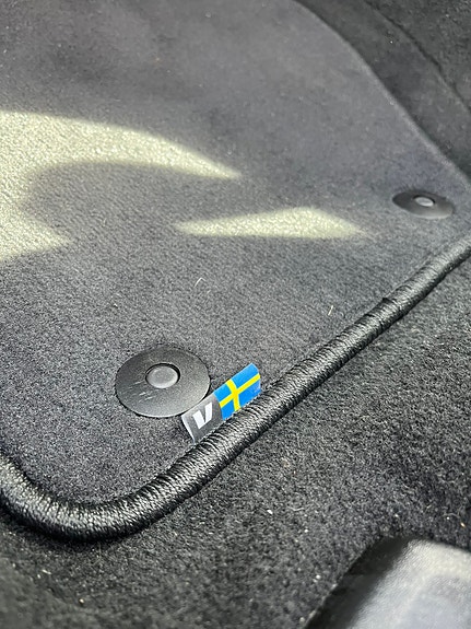 Volvo V40 3 of 9