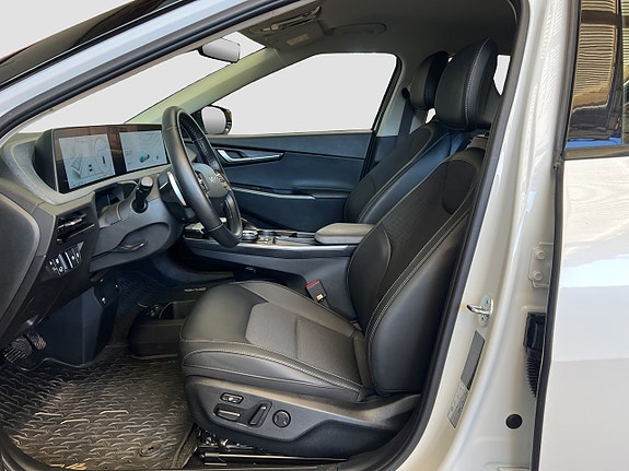 Kia EV6 11 of 24