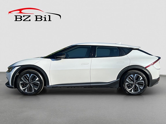 Kia EV6 3 of 24