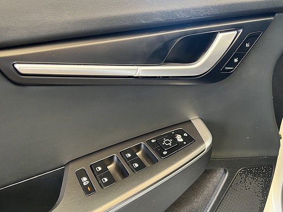 Kia EV6 10 of 24