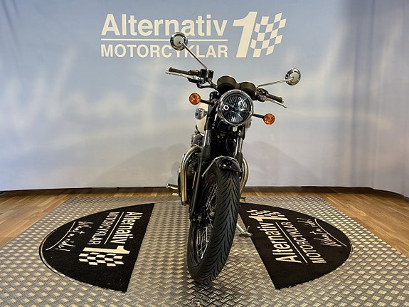 Triumph Bonneville T100 7 of 13