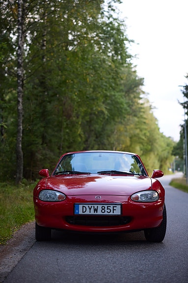 Mazda MX-5 6 of 10