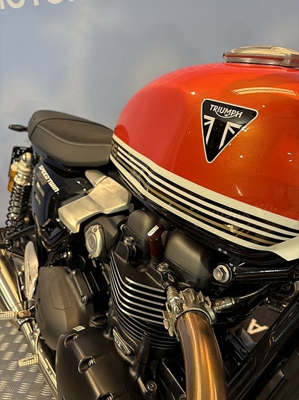 Triumph SPEED TWIN 1200 RS 10 of 14