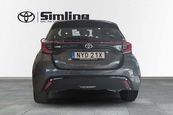 Toyota Yaris 4 of 10