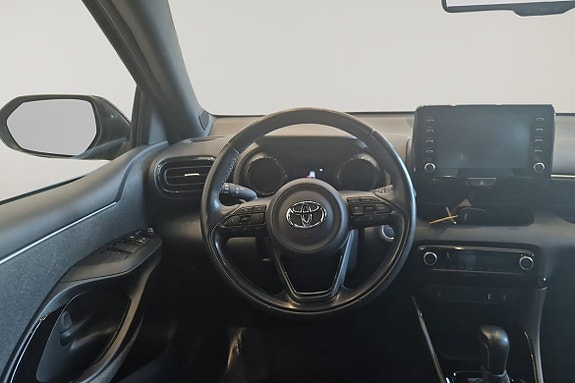 Toyota Yaris 9 of 10