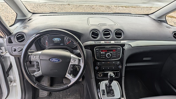 Ford Galaxy 10 of 20