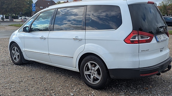 Ford Galaxy 6 of 20