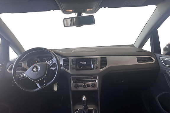 Volkswagen Golf Sportsvan 8 of 10