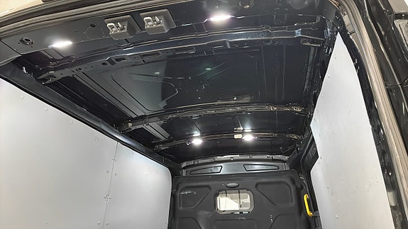 Ford Transit 11 of 11