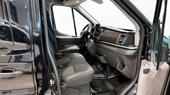 Ford Transit 3 of 11