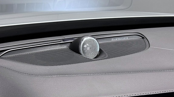 Volvo XC90 16 of 26