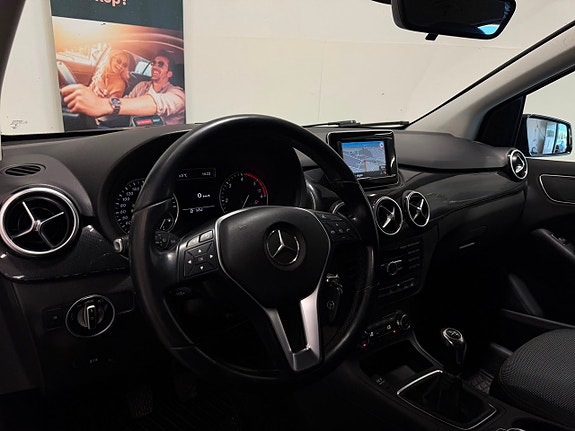 Mercedes-Benz B200 20 of 20