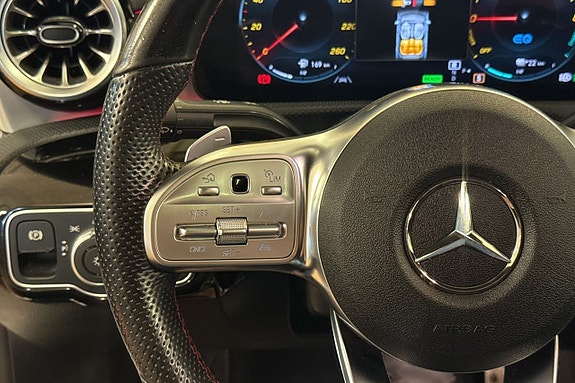 Mercedes-Benz CLA250 e 21 of 23