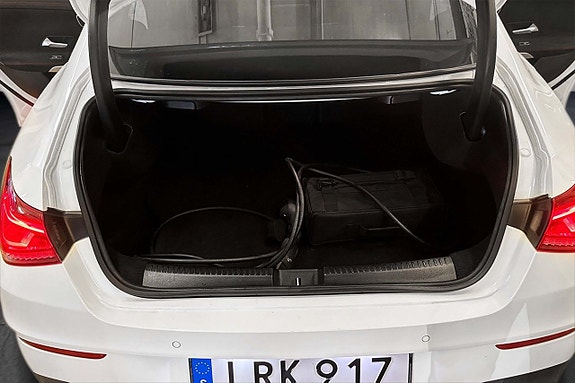 Mercedes-Benz CLA250 e 8 of 23