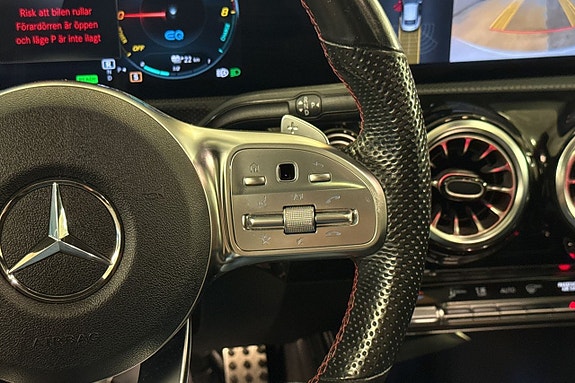 Mercedes-Benz CLA250 e 20 of 23