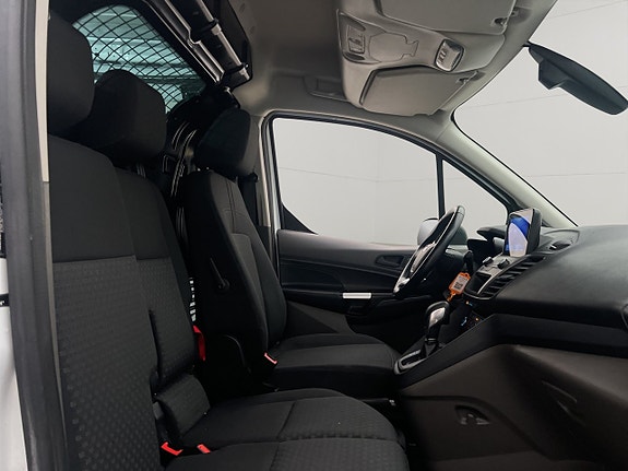 Ford Transit Connect 26 of 30