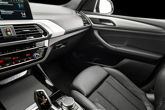 BMW X3 14 of 21