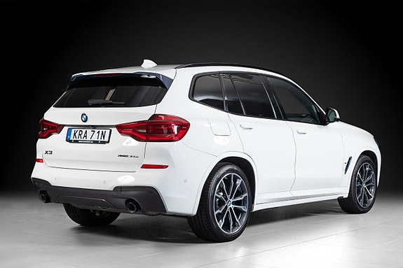 BMW X3 2 of 21