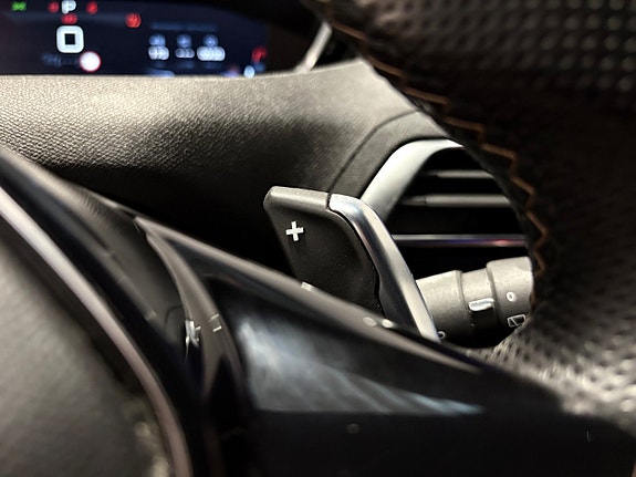 Peugeot 5008 21 of 30