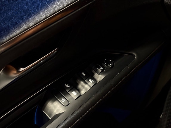 Peugeot 5008 25 of 30