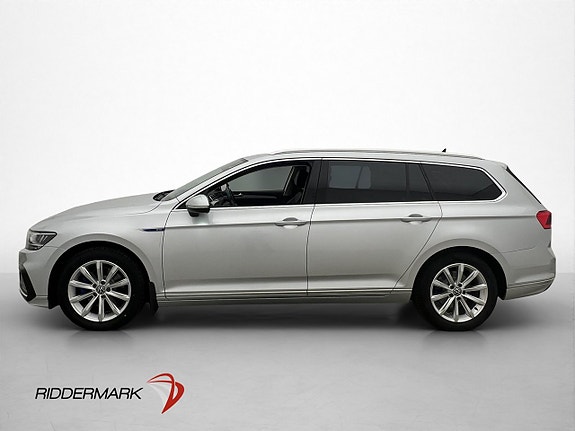 Volkswagen Passat 4 of 26