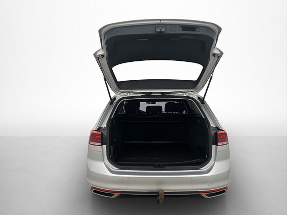 Volkswagen Passat 26 of 26