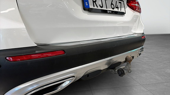 Mercedes-Benz E220 d 14 of 14