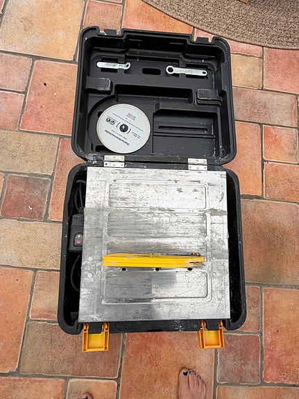 Product image 1 of 6