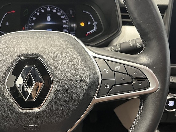Renault Clio 14 of 20