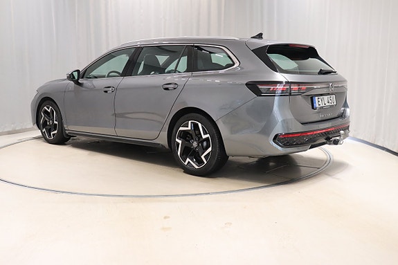 Volkswagen Passat 6 of 11