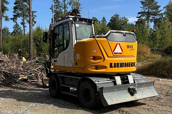 Liebherr A 910 Compact 2021 4135 timmar 3 of 7
