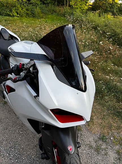 Ducati Panigale V2 955 13 of 27